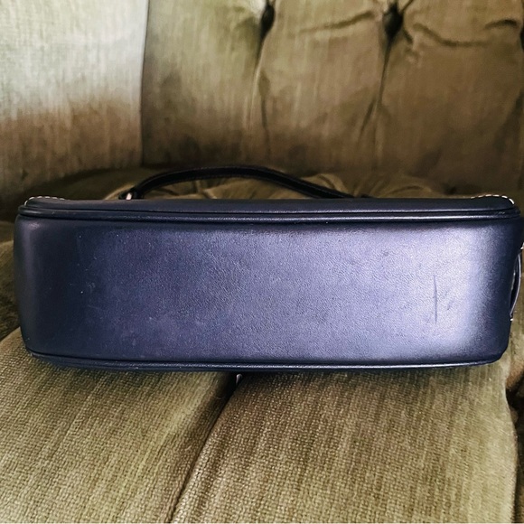 Coach Handbag - Picture 2 of 4